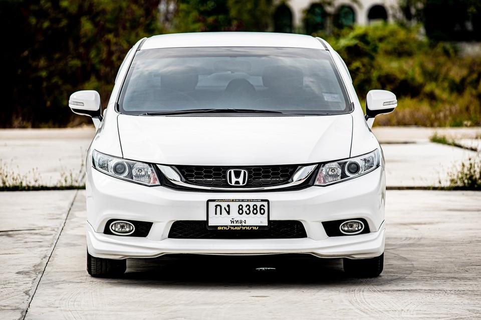 #Honda #Civic Fb 1.8S สีขาว ปี 2012 มือเดียวป้ายแดง 2