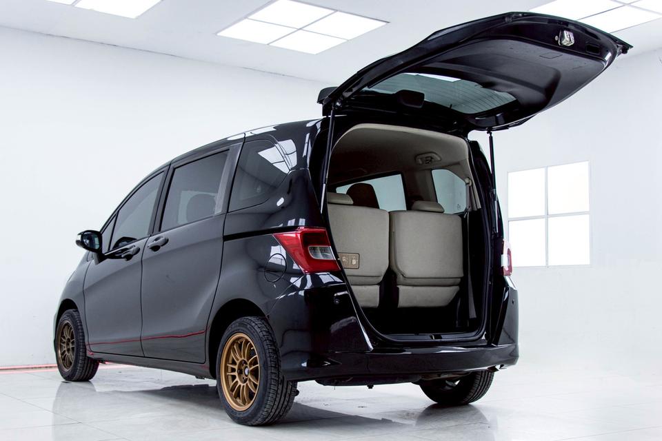 HONDA FREED 1.5 E LPG 2015  5