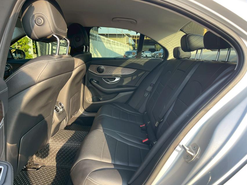 รหัสรถ PJP8691 2016 BENZ C350e Exclusive