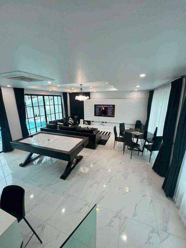 For rent pool villa Pattaya Najomtien can walk to the beach 6