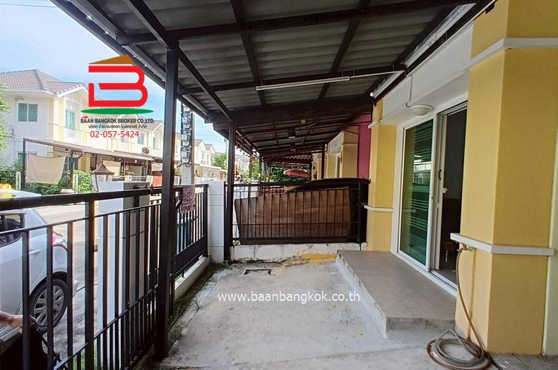ทาวน์เฮาส์ หมู่บ้าน พฤกษาวิลล์ วงแหวน-พระราม 2 (ใกล้เซนทรัลพระราม 2) เนื้อที่ 17.5 ตรว. ถนนพระราม 2 แขวงแสมดำ เขตบางขุนเทียน 4