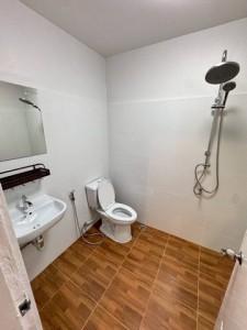 ขายทาวน์โฮมบางแสนชลบุรี ขายทาวน์โฮม 2 ชั้น ถ.เนตรดี บางแสน รีโนเวทใหม่ทั้งหลัง 19.4 ตารางวา ขนาด: 2 ห้องนอน 2 ห้องน้ำ 6