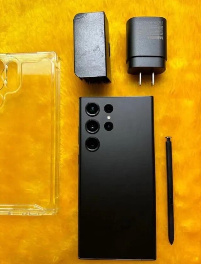 Samsung S22 Ultraสีดำ 1