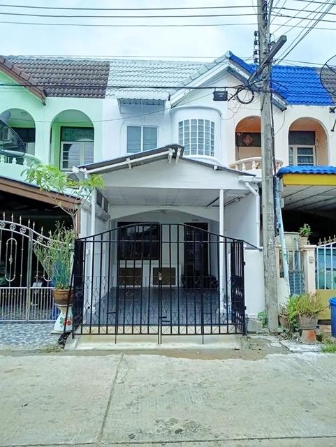ให้เช่าทาวเฮ้าส์ 2 ชั้น 18 ตร.วา. 148 ตร.ม. ม.รังสิต 2.2 กม. หลักหก โลตัส วัดนาวงศ์ ดอนเมือง 600 ม.2 นอน 2 น้ำ ตลาดดวงแก 2