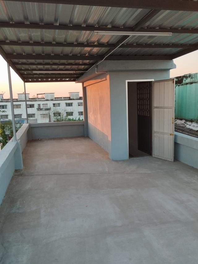 ขายอาคารพาณิชย์ 3 ชั้น มีดาดฟ้า หนองจอก สังฆสันติสุข 32 กทม 20 ตรว 3