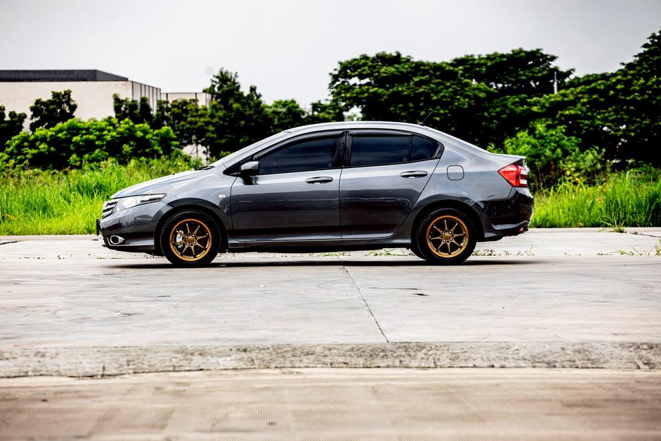 Honda City 1.5S เกียร์ออโต้ ปี 2012 สีเทา  11