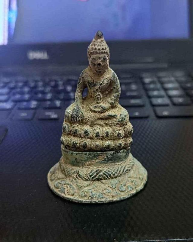 พระกริ่ง พระกรุเนื้อสัมฤทธิ์ กริ่งดัง ฐานถอดได้ เก่ามาก หายาก สวย