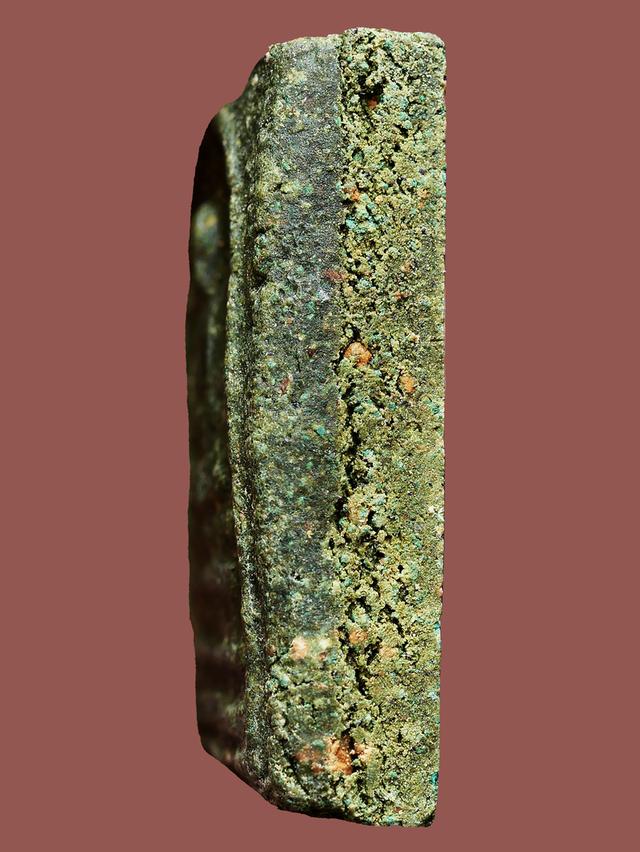 พระสมเด็จฟ้าผ่า หลวงพ่อพรหม วัดช่องแค ปี 2512 เนื้อเขียว...นิยม รูปที่ 5