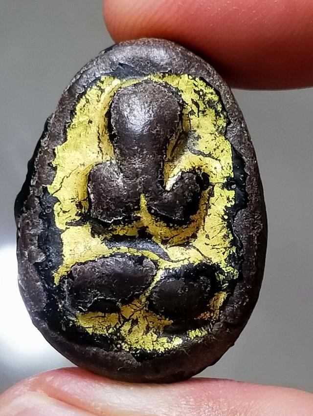 พระเครื่องปิดตาเก่าน่าบูชา