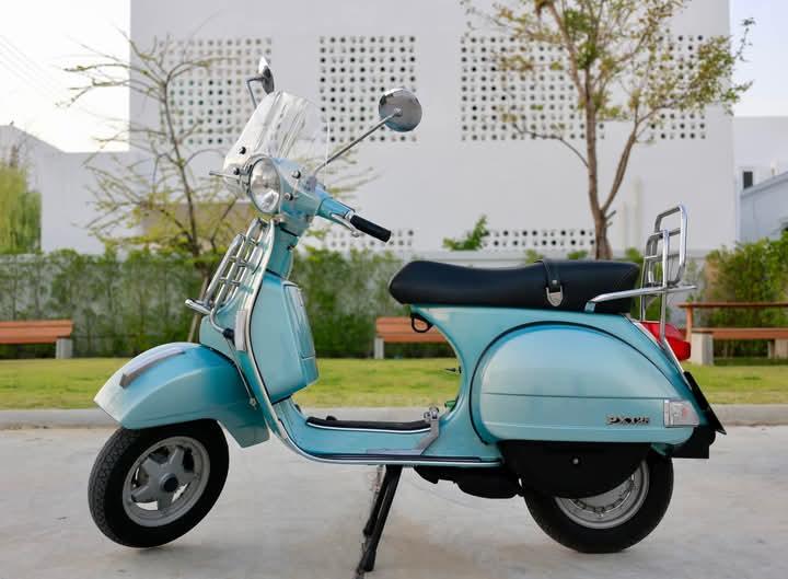 Vespa PX สีฟ้า 3