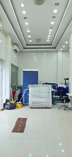 ไอคอนสยาม 1.9 กม. ให้เช่าอาคารพาณิชย์ 3 คูหา 4.5 ชั้น เดอะมอลล์ท่าพระ 5 นอน 5 น้ำ ทำเลดี เดินทางสะดวก มีผู้คนพลุกพล่าน เ 5