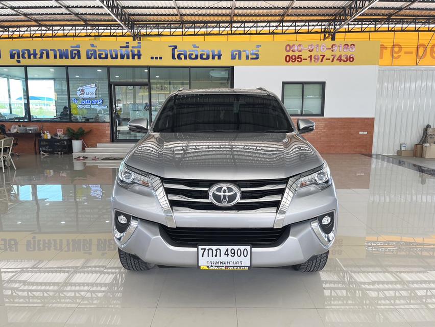 Toyota Fortuner 2.4 V (ปี 2018) SUV AT - 2WD รถสวย สภาพดี ไมล์น้อย ฟรีดาวน์ รอครอบครัว 7 ที่นั่ง 2