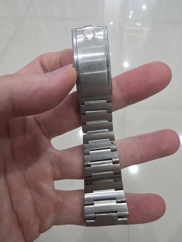 A.สายนาฬิกา ยี่ห้อ OMEGA โอเมก้า ของเก่าเก็บ มีข้างเดียว สวยเดิมๆ ขายตามสภาพ พร้อมส่ง