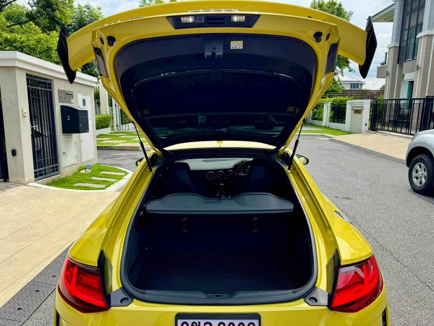 Audi TT RS Coupe quattro 2023 รถใหม่มากๆ สีสวยโดดเด่น 10