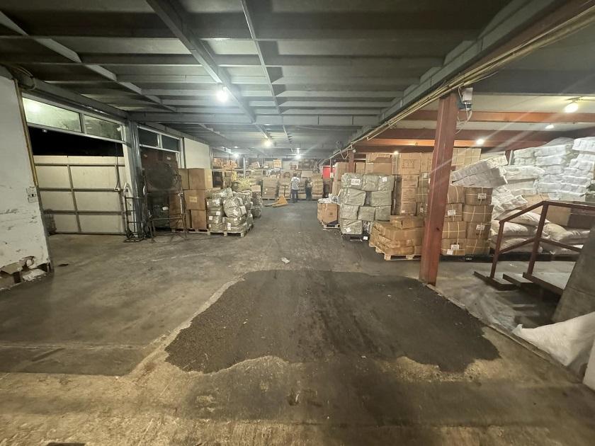 #ให้เช่าโกดังพุทธมณฑลสาย4 ซอยกระทุ่มล้ม เนื้อที่รวม 4,214 ตร.ม  4