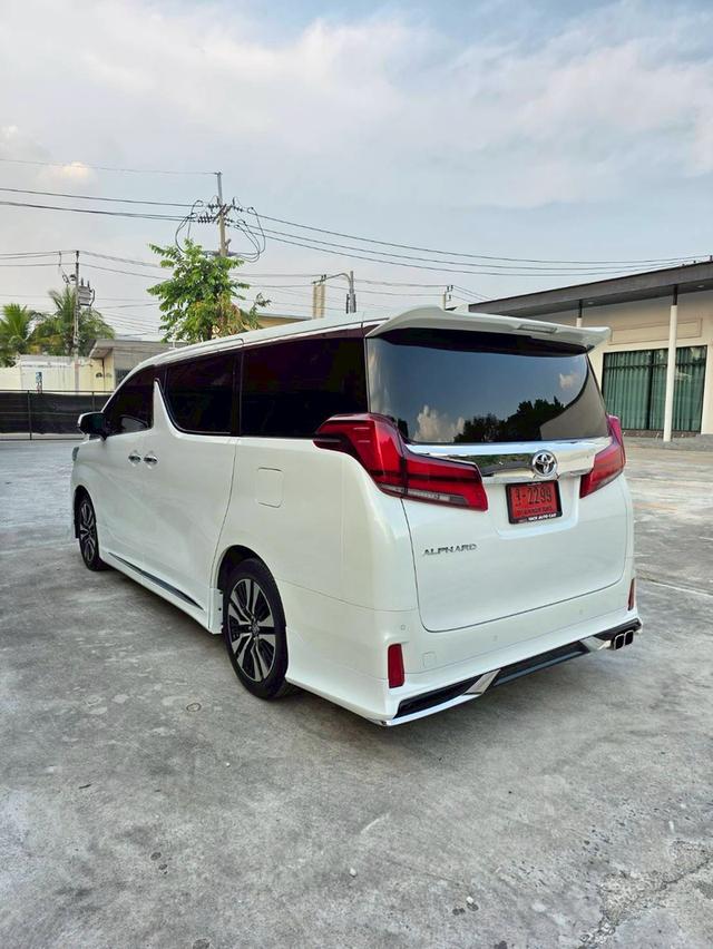 Toyota ALPHARD 2.5SC PACKAGE สีขาว ปี 2024 ไมล์ 17,000 กม. รูปที่ 4