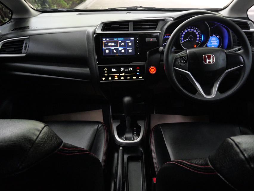 HONDA JAZZ 1.5V+ ปี20/21 ไมล์ 81,022km 12