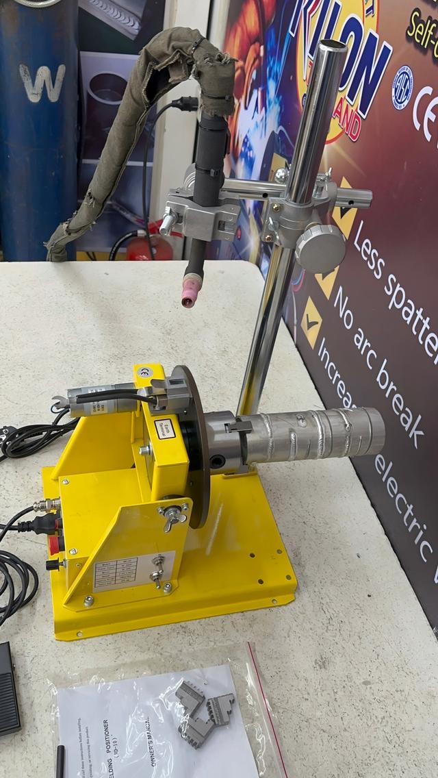 เครื่องหมุนจับชิ้นงานเชื่อมHD-10 มีแขนจับหัวเชื่อม จับท่อ0-2.5นิ้ว รับน้ำหนัก10กก
