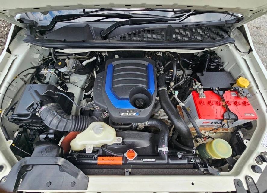Isuzu 10