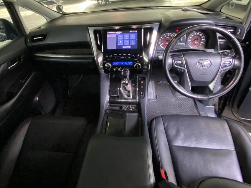 Toyota alphard  10
