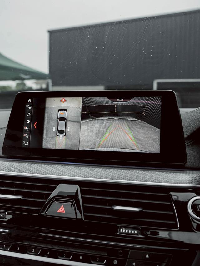 รหัสรถ 67GG1735 🚘 BMW G30 530e M Sport ปี 2018 14