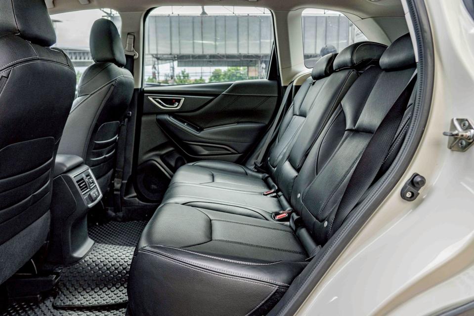 รหัสรถ NP6379 SUBARU FORESTER 2.0 I-S EYESIGHT 2019 17