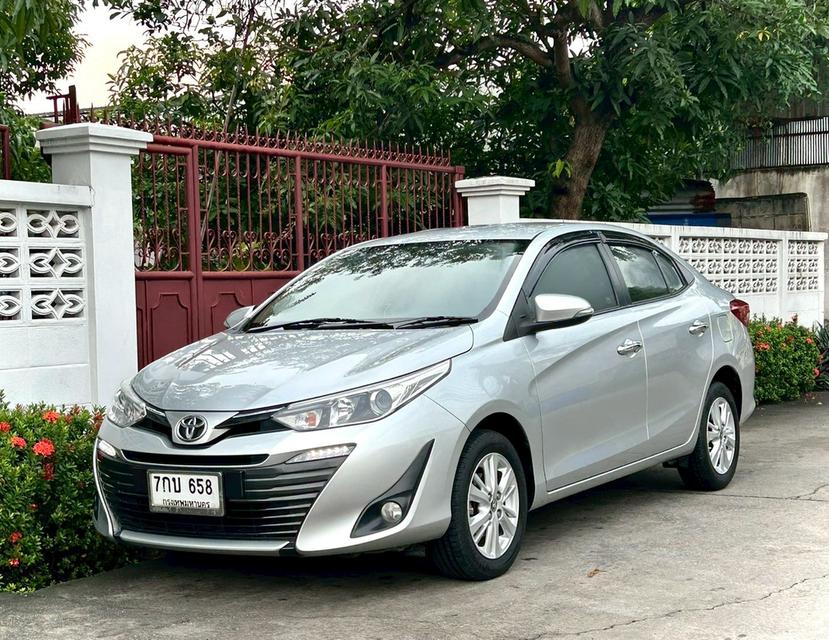 Toyota Yaris Ativ 1.2G ปี17