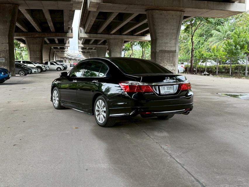 ขายรถ Honda Accord 2.0EL ปี 2014 สีดำ เกียร์ออโต้ 6