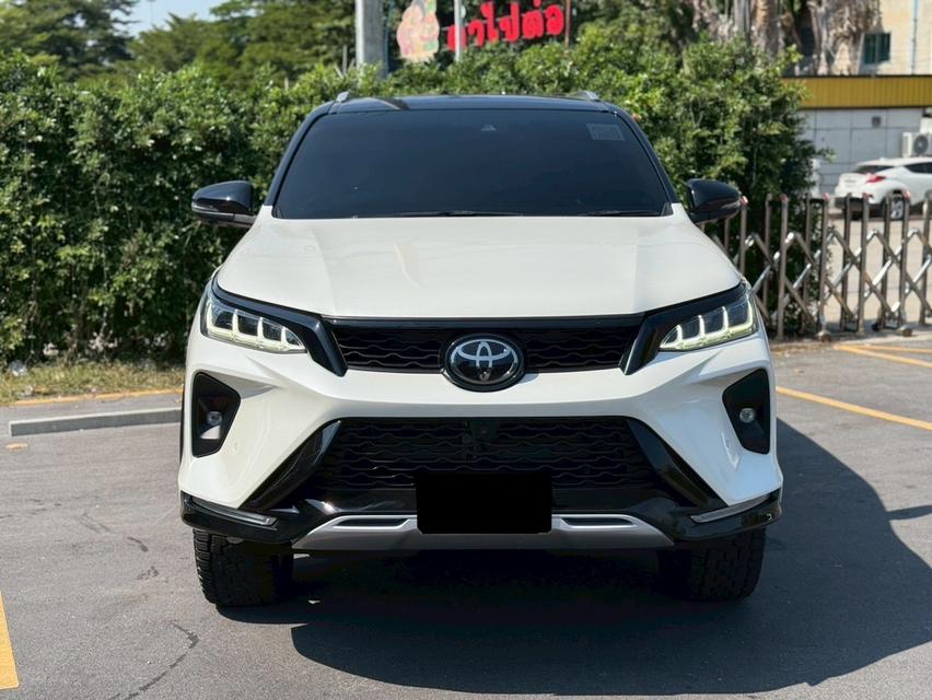 รหัสรถ SG53 Toyota Fortuner 2.8Legender ขับ4 BlackTopปี2021 รูปย่อยที่ 2