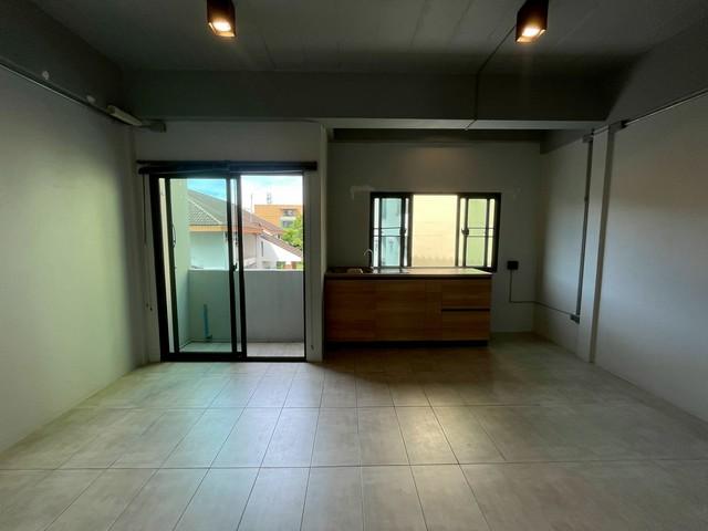 ขายทาวน์โฮม3ชั้น31.6 ตร.ม.ย่านลาดพร้าวบางกะปิรามคำแหงซอยลาดพร้าว124 16