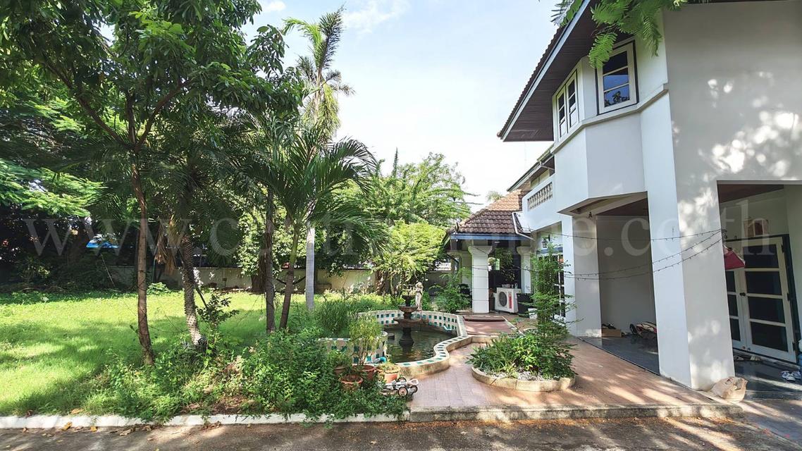 บ้านเดี่ยว ศรีเจริญวิลล่า หลังมุม ติดถนนเทพารักษ์ ใกล้ รพ.สินแพทย์ 4