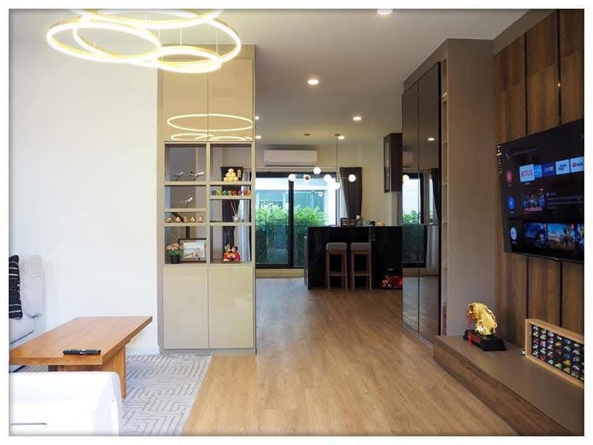 N183 ขายบ้านเดี่ยว 2 ชั้น The City บรมราชชนนี-ทวีวีฒนา ตั้งอยู่ในซอยบรมราชชนนี 78 ตกแต่งแต่งสวย บ้านขายพร้อมเฟอร์ พร้อมอยู่ ทำเลดีเดินทางสะดวกเข้าออกไ 9