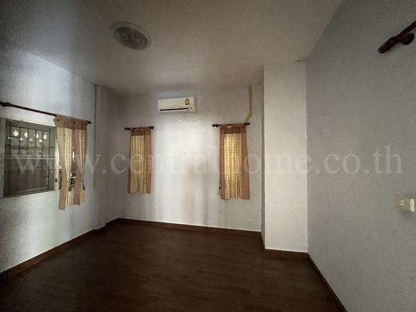 บ้านเดี่ยว หมู่บ้าน เสนากรีนวิลล์ รังสิต - คลอง 11 8
