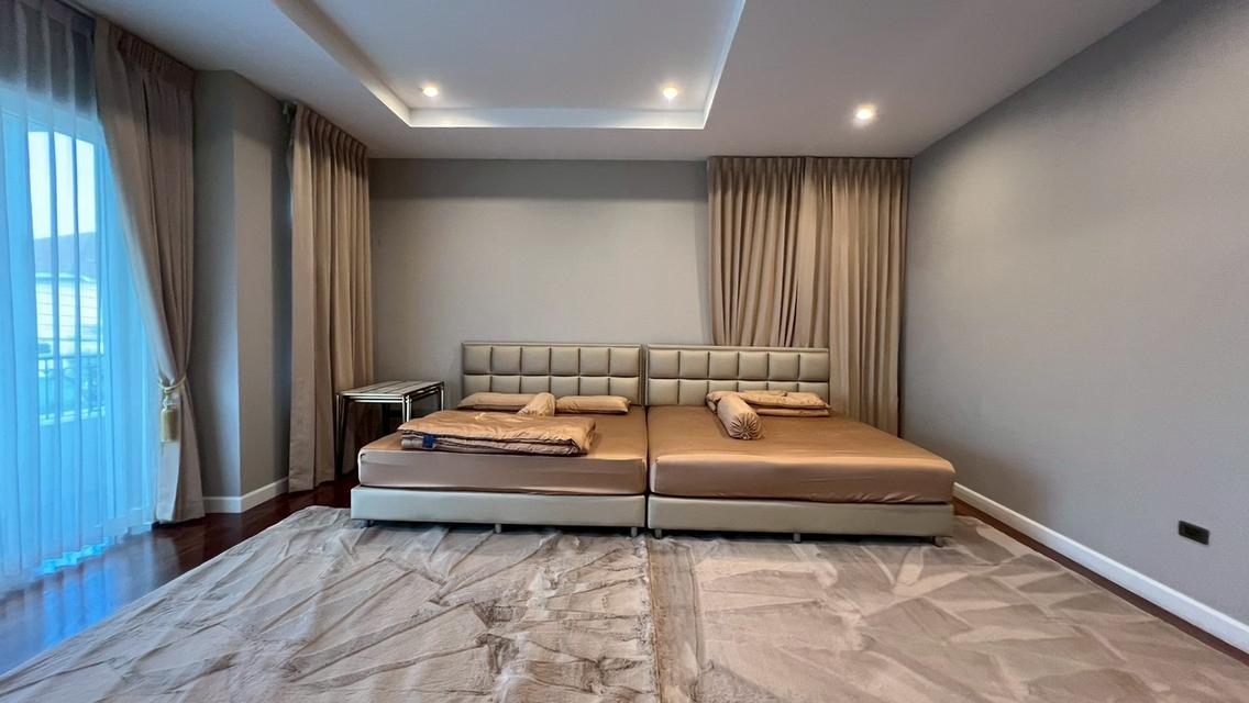 Two Grand Monaco for rent with private pool 11