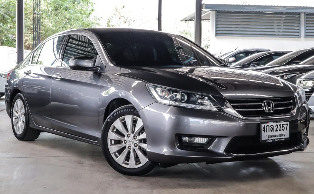 ปี2015 HONDA ACCORD 2.0EL 3