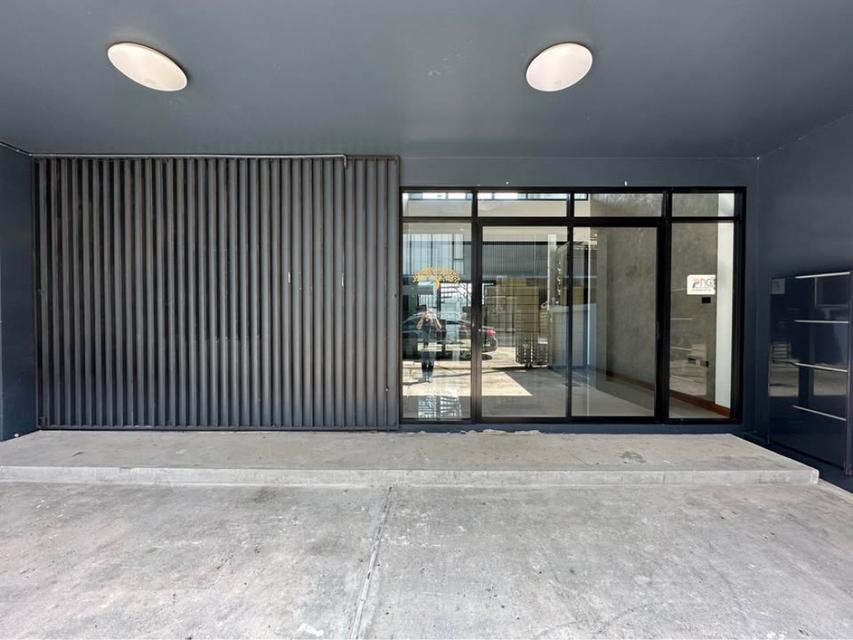 ให้เช่า Townhome กึ่ง Home Office 3 ชั้น หน้ากว้าง 8 เมตร  หมู่บ้าน Haus35 ไลน์ไอดี ✅ @ibx7531n 2