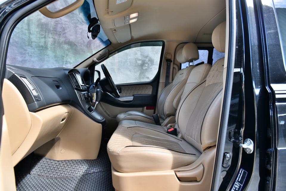 🎊"FULL OPTION HYUNDAI H1 รุ่นพิเศษ BLACK SERIES ทะเบียนคืน"🎊 รูปที่ 12
