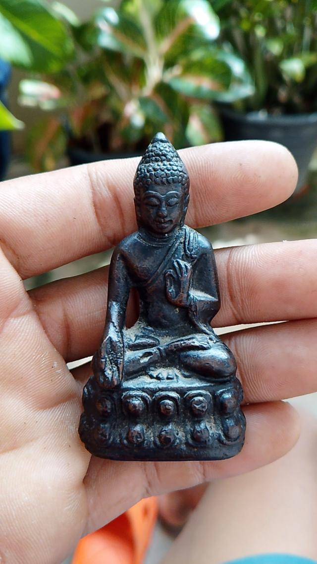 พระกริ่งวัดวังกระโจม