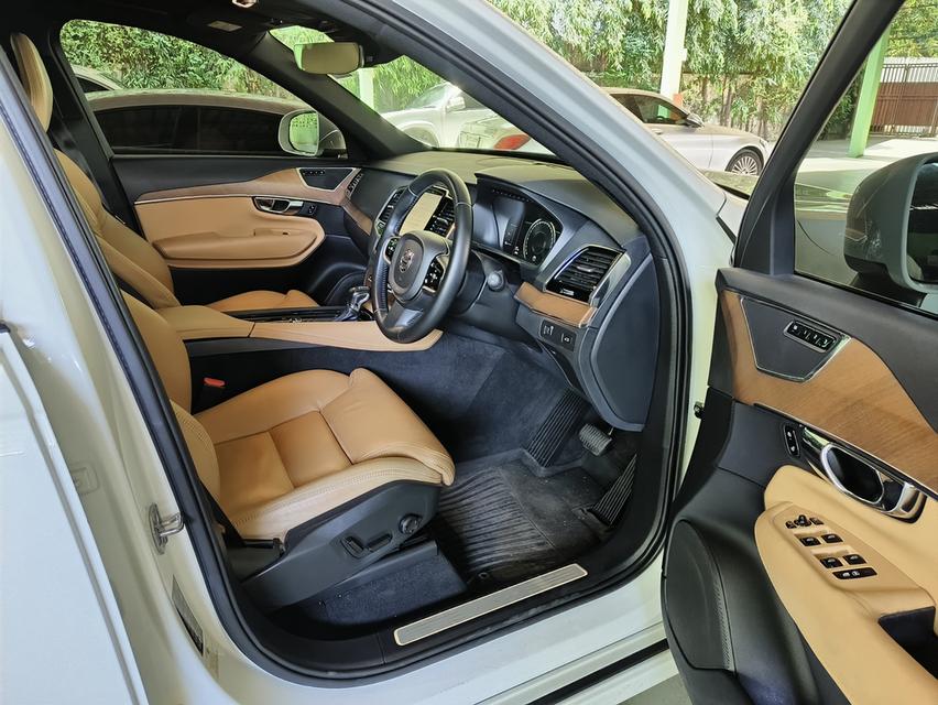 VOLVO XC90 D5 AWD Momentum ปี 2017 ไมล์แท้ เข้าศูนย์ (เจ้าของขายเอง) เครื่องยนต์ดีเซล 2.0 รูปที่ 11