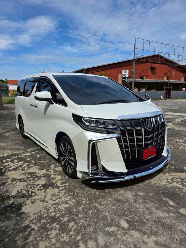 Toyota ALPHARD SC สีขาว ปี 2022 ไมล์ 30,000 กม.  3