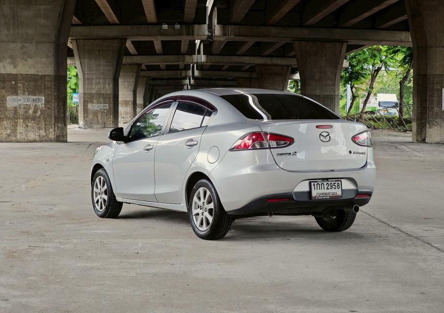 Mazda2 Elegance 1.5 Auto Sedan ปีคศ. 2012  3