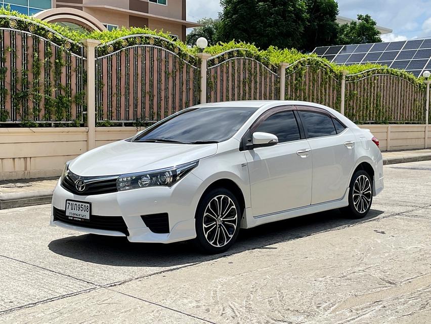 TOYOTA COROLLA ALTIS 1.8 S Esport ปี 2014 Auto สภาพนางฟ้า