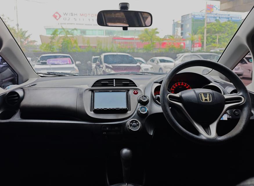 Honda Jazz GE 1.5 S i-VTEC Auto ปี 2010 5