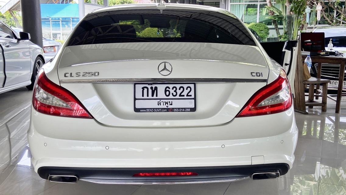 รถสปอร์ตสไตล์ 4-Door Coupe CLS250CDI W218 ปี 2012 รูปย่อยที่ 4