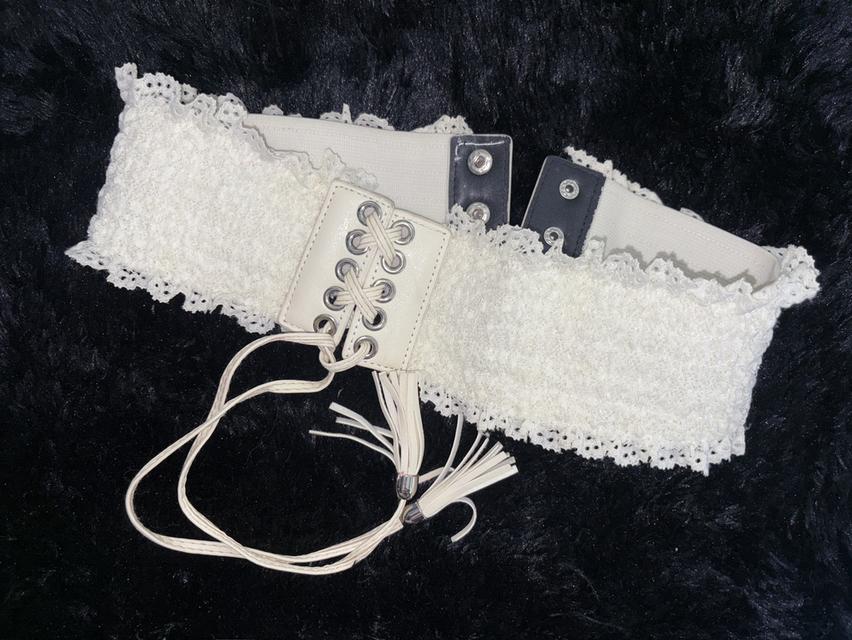 เข็มขัดลูกไม้สีขาว ยางยืด