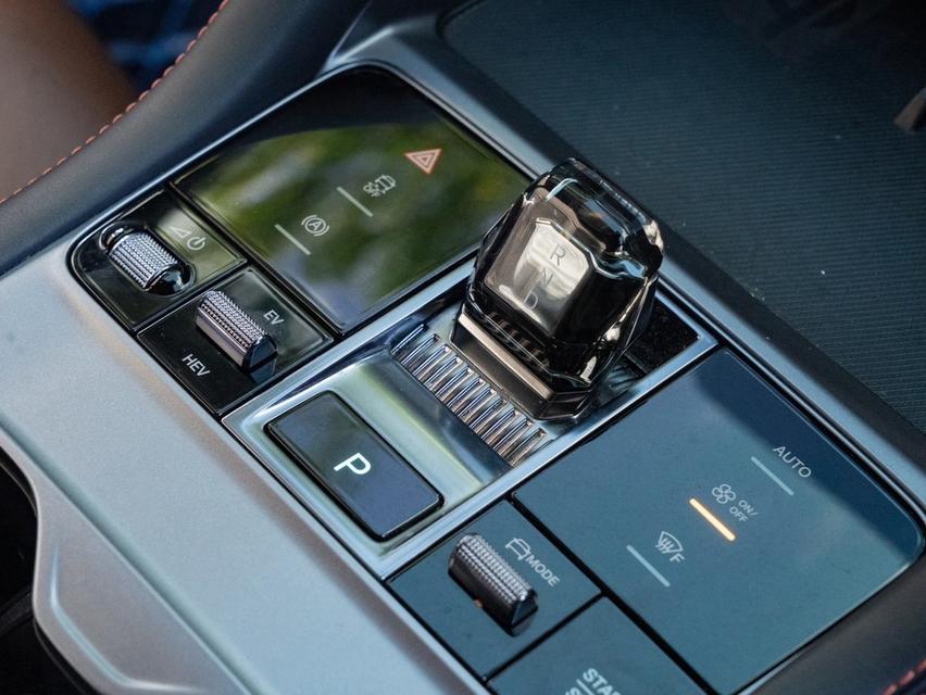 ð BYD SEALION 6 1.5 DM-i Plug-in Hybrid Dynamic (CKD) āļāļ 2025 āļĢāļđāļāļāļĩāđ 10