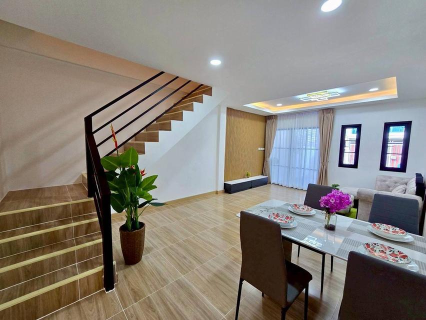 หมู่บ้านสุขสบาย ลาดพร้าว 87 10
