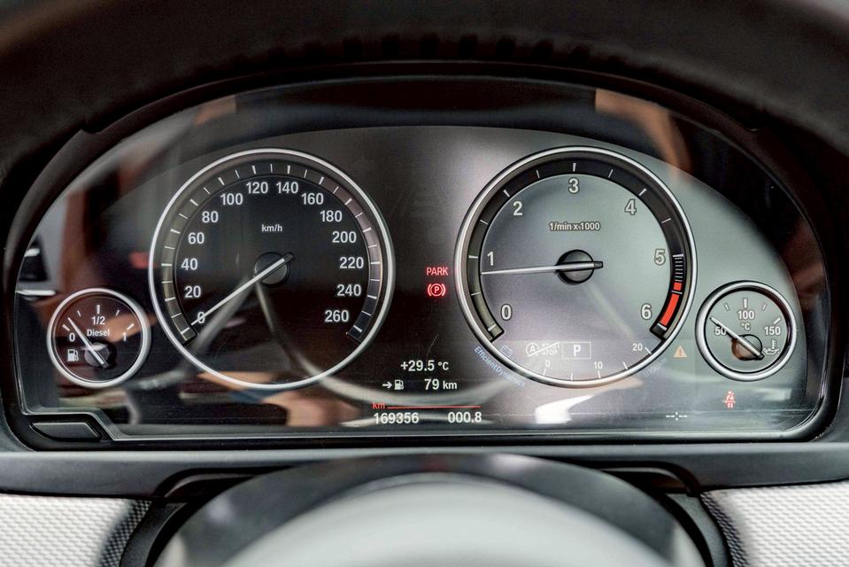 รหัสรถ NP6559 BMW 520d M SPORT 2016 16