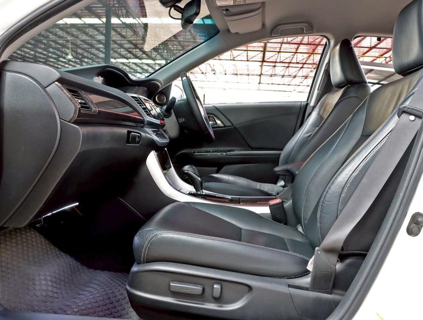 HONDA ACCORD 2.0 EL i-VTEC ปี13จด15สภาพกริ๊บๆ เครื่อง+ช่วงล่างแน่น ไมล์น้อย 14