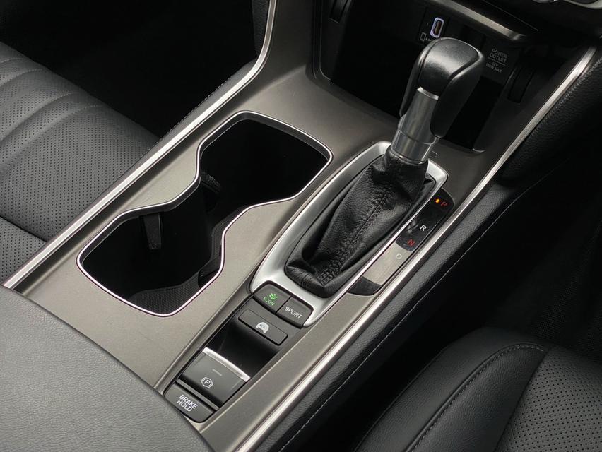Honda Accord 2.0 Hybrid CVT  ปี 2019 เลขไมล์ 110,xxx km 16